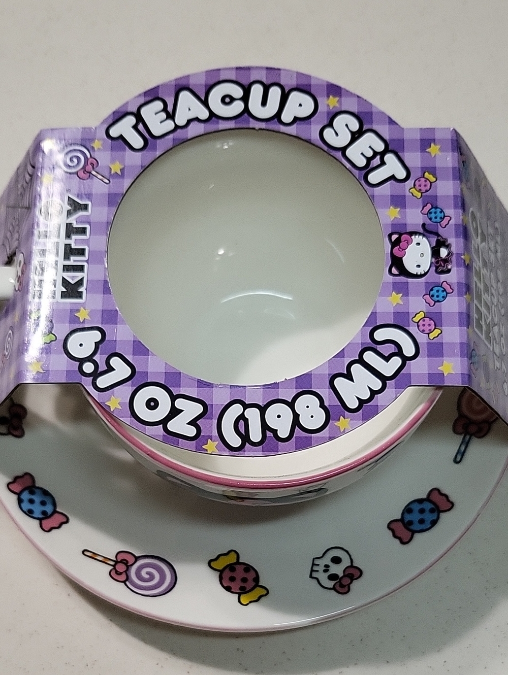 Hello Kitty Teacup Set - Picture 4 of 4